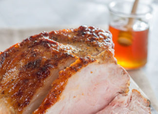 “The Sweet Benefits of Honey in Cooking”