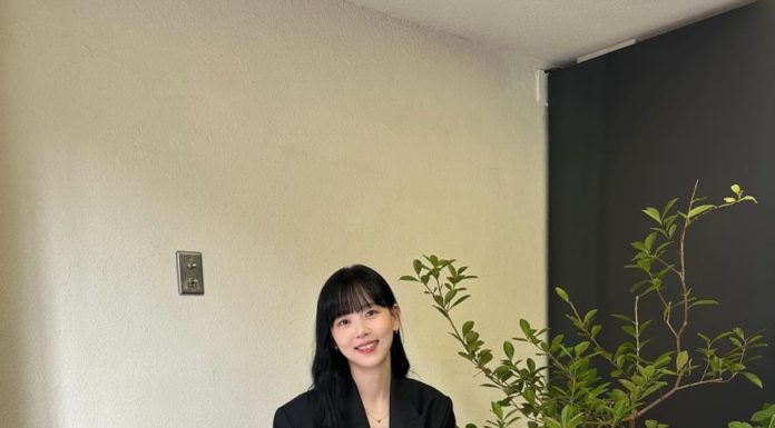 “The “Moonlight Lover” Beauty Has 3 Basic Tips for a Radiant, Stylish Look”