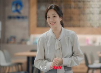 The Power of Elegance: A Korean Beauty’s Guide to Sophisticated Office Attire at 43