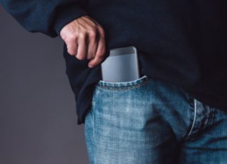 Does Keeping Phones in Pant Pockets Cause Male Infertility?