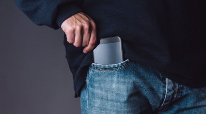 Does Keeping Phones in Pant Pockets Cause Male Infertility?
