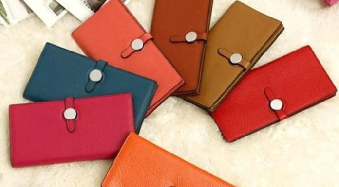 The Lucky Wallet: Unveiling the Fortunate Colors for Zodiac Signs in the Year of the Rabbit