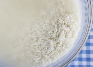 The Ultimate Guide to Cooking Rice with a Tropical Twist: Coconut Milk and Lemon