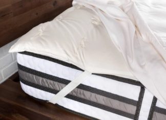 What is a Mattress Topper? How to Use a Mattress Topper to Keep it Looking Brand New