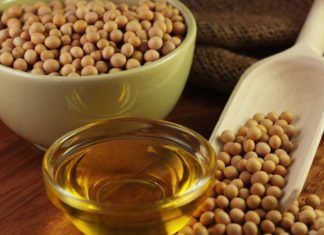 Should You Choose Soybean Oil or Canola Oil?