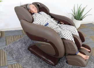 Who SHOULD and SHOULDN’T Use a Full-Body Massage Chair?
