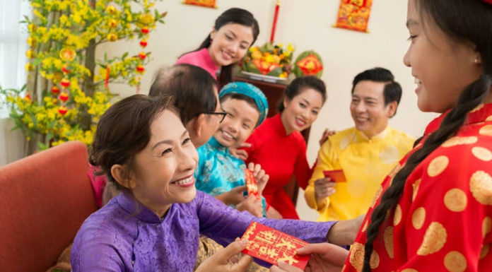Captivating Greetings for a Cheerful Chinese New Year