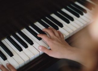 The Magical Benefits of Starting Piano Lessons Early