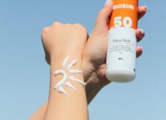 The Ultimate Guide to Winter Skin Care: Tips and Tricks for Glowing Skin