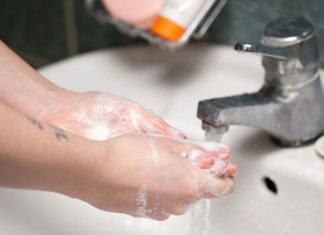 Unlocking Stuck Jewelry: Tips to Remove Tight Rings, Bracelets and More