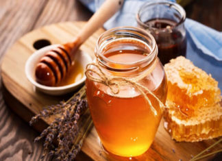 The Ultimate Guide to Honey: Exploring the Different Varieties and Their Unique Benefits.
