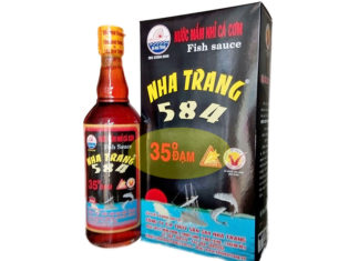 “The Great Sauce Debate: Unraveling the Mystery Behind Nuoc Mam and Nuoc Cham”