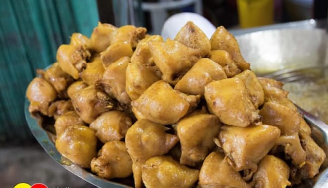 “First the Head, Second the Tail” – Should You Eat Chicken Neck?