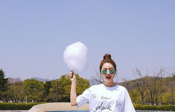 The Latest Trends: 4 ‘Hot Hit’ Tops to Pair with an A-Line Skirt