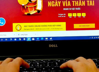 Avoiding COVID-19 Infection While Buying Gold on the God of Wealth Day