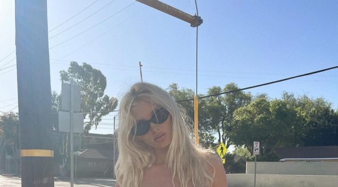 6 Tips to Make Your Legs Look Miles Long Without Looking Sloppy in Wide-Leg Jeans