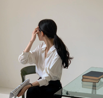 The Ultimate Guide to Styling: 4 Ways to Wear a Black Pant with Panache