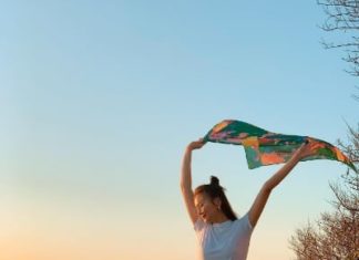 The Ultimate Guide to Jean-ius Styling: Channel Your Inner Fashion Icon with These Denim Looks