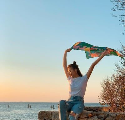 The Ultimate Guide to Jean-ius Styling: Channel Your Inner Fashion Icon with These Denim Looks