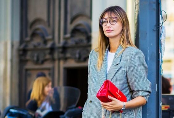 The Ultimate Guide to This Season’s Must-Have: 2 Reasons Why Striped Pants are a Staple