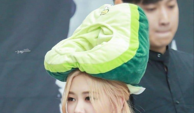 “The Secret to Rosé’s Flawless Skin, Luscious Locks, and Amazing Figure”