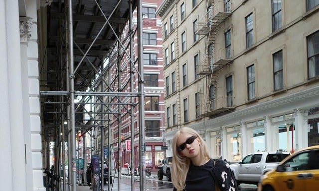 The Ultimate Style Hack: Rosé’s Favorite Fashion Fix for an Instant Cool-Girl Upgrade