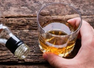 The 3 Beverage Villains Aging Your Skin