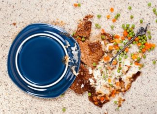 The Floor Still Squeaks After Mopping: Try These 3 Quick Fixes