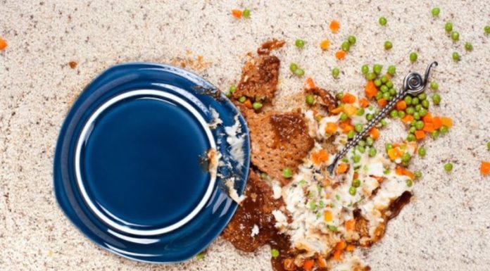 The Floor Still Squeaks After Mopping: Try These 3 Quick Fixes