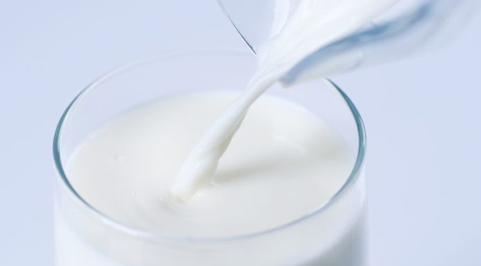 Is Your Daily Milk Face Mask Doing More Harm Than Good?