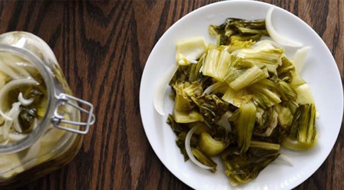 What Are the Health Benefits of Pickled Cabbage?