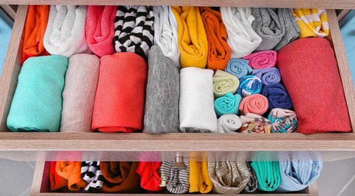 “The Magic of Upcycling: Transform Your Old T-shirts into a Veggie-Freshening Charm”