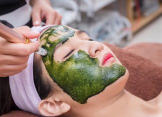 The Ultimate Guide to Spirulina’s Beauty Benefits: Discover the Secret to Radiant Skin, Gorgeous Hair and Strong Nails.