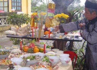 The Ultimate Guide to Year-End Gatherings: Unveiling Time-Honored Traditions and Delectable Regional Delicacies