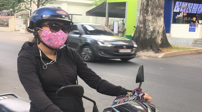 The Dangers of a Headphone Habit: How Your Daily Commute Could Be Impacting Your Health