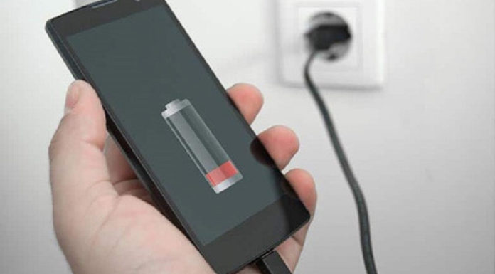 Is Constantly Leaving Your Phone Plugged in a Good Habit?