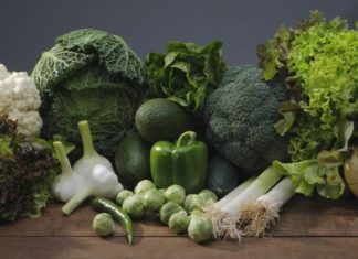 “Unleash Your Dark, Silky Tresses with a Super-Simple Diet”