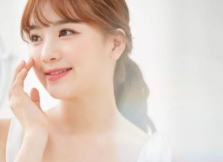 What is Monoi Oil? Uncover the Skin Benefits