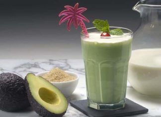 The Ultimate Guide to Creating 14 Delicious and Refreshing Fruit Smoothies at Home