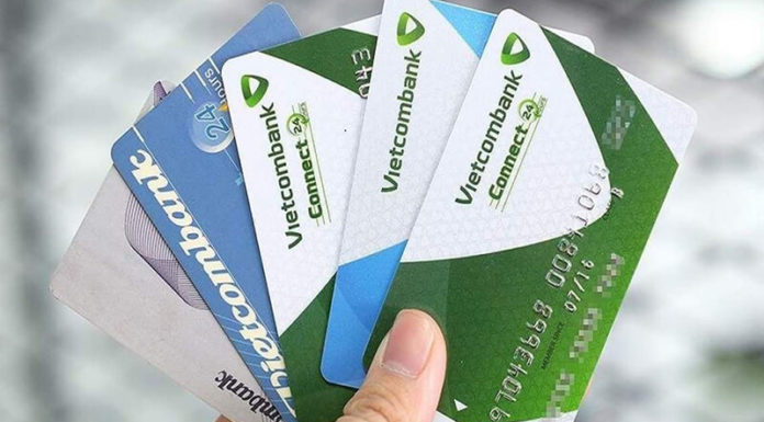 The Ultimate Guide to Navigating the World of Bank Cards: Unlocking the Secrets to Distinguishing Card Types