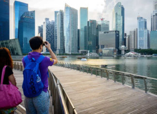 The Ultimate Guide to a Fun and Frugal Singapore Vacation
