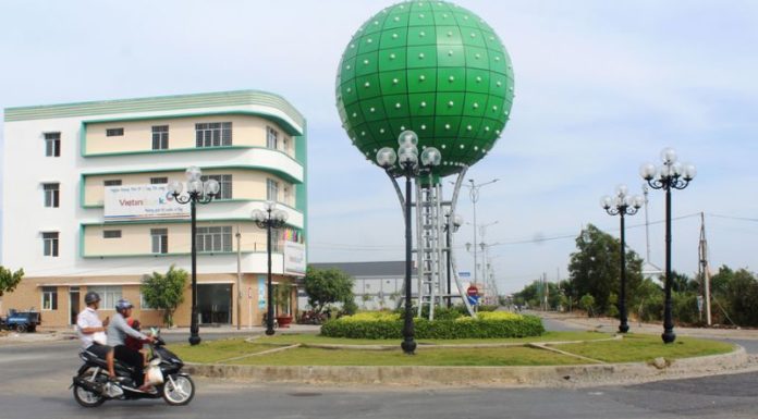 The Ultimate Travel Guide to Tân Thạnh (Long An): 2 Must-Visit Destinations