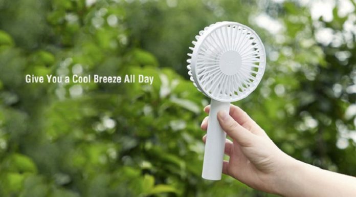The Ultimate Summer Companion: 8 Compact and Affordable Mini Fans from Dien May XANH That You Need