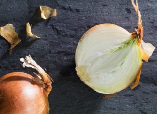 6 Kitchen Ingredients That Are Natural “Brushes” for Whiter Teeth