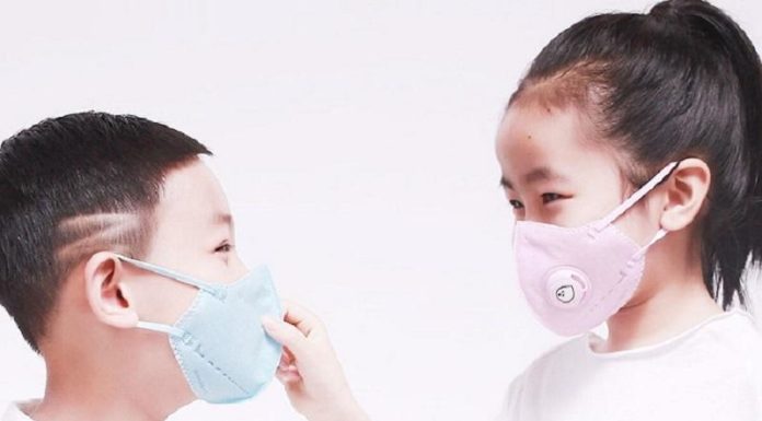 “How Can Parents Help Children Adjust to Wearing Masks?”