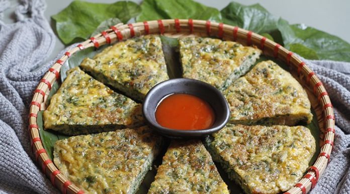 The Secret to a Tasty and Healthy Fried Egg: A Leafy Twist