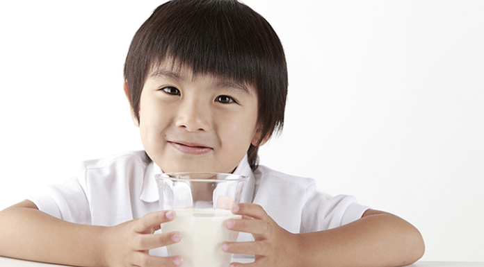 The Perfect Guide to Drinking Fresh Milk