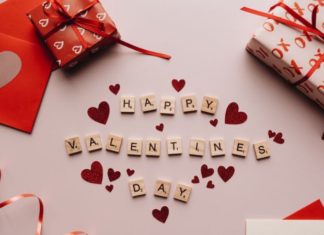 What Should You Gift Your Girlfriend for Valentine’s Day? Valentine’s Gift Ideas for Her