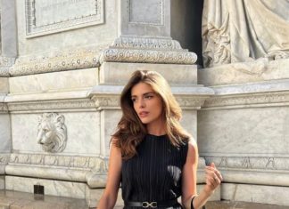 The Ultimate Summer Wardrobe: 4 French-Approved Dress Styles for a Refreshing Look