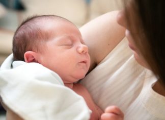 Why Do We Postpone the One-Month Anniversary Ceremony for Babies?